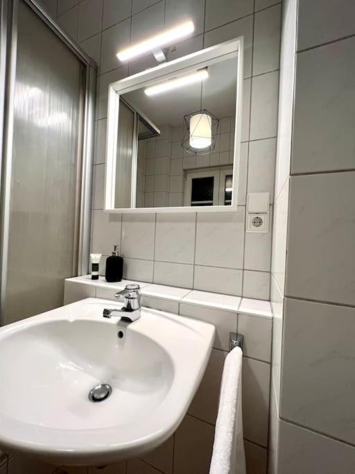 Stadtoase Design Wohnung In Der Altstadt Von Koblenz Koblenz  Eksteriør billede